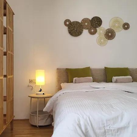 Apartment Njoy! Federsee Getaway - - Coffee - Balcony - Perfect For Business And Travel Bad Buchau